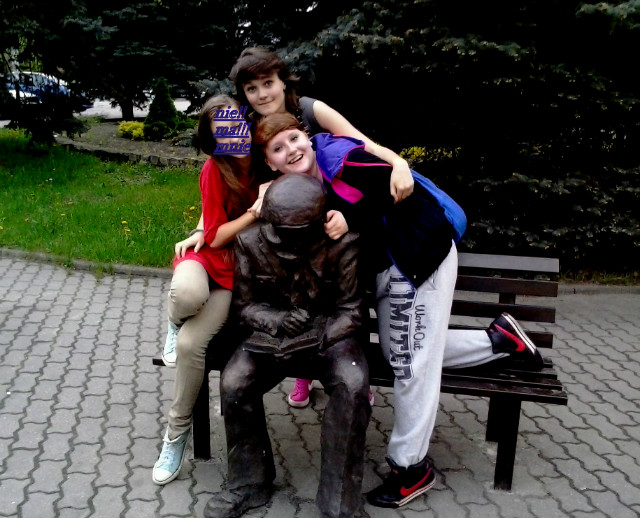KREJZOL:*