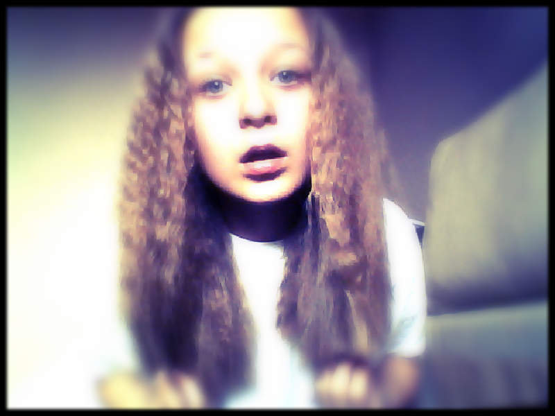 Pudeeelek . ; *