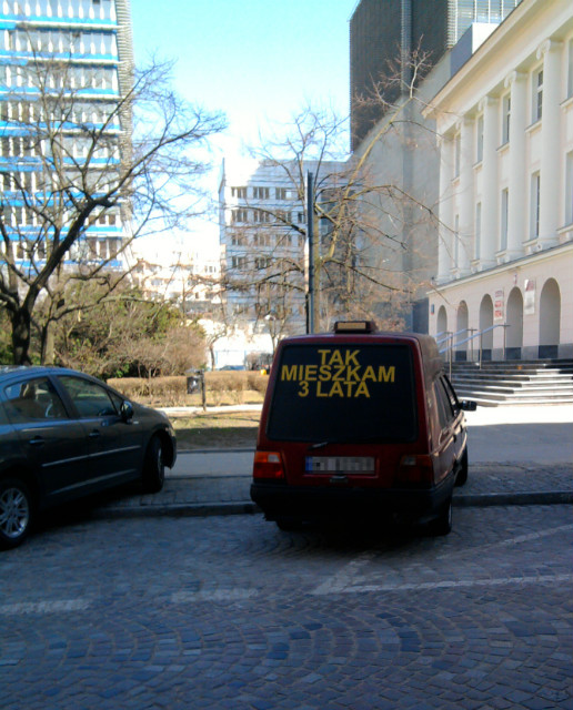 TAK MIESZKAM 3 LATA