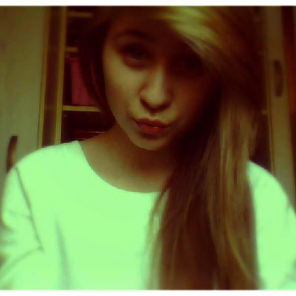 Eloo zioom ! ; >