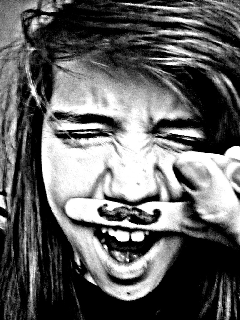 WSY :{>