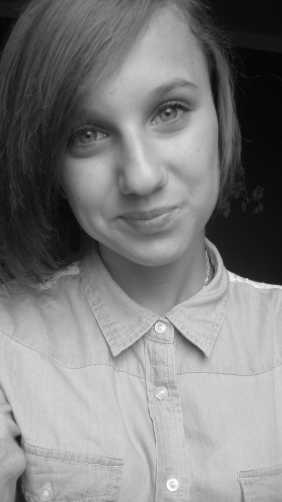brzydka ja . ; c