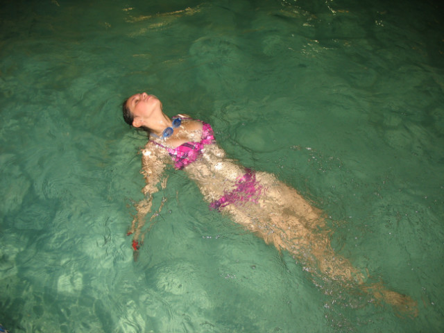 1. I love swimming !