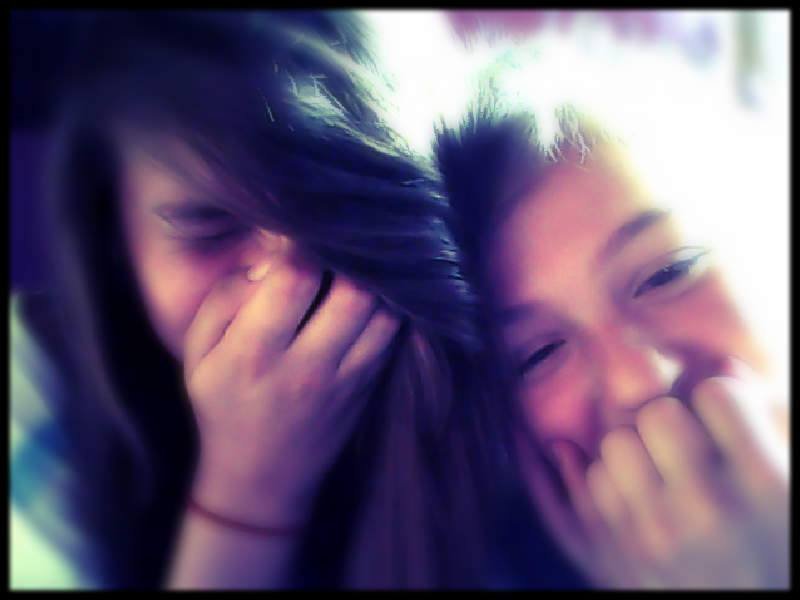 Przyjacika poprostu jest ;*