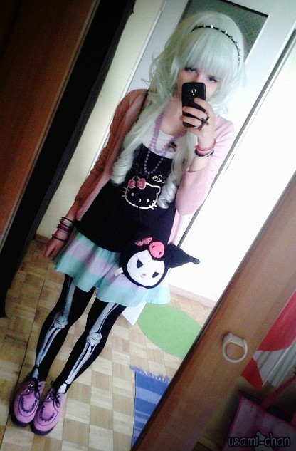 pastel-goth usami