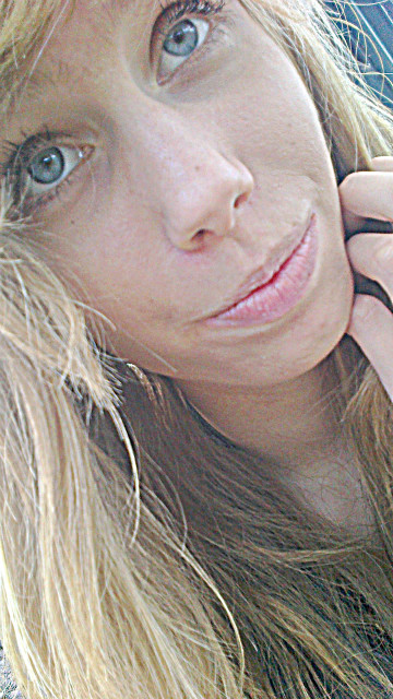Nowa ; d
