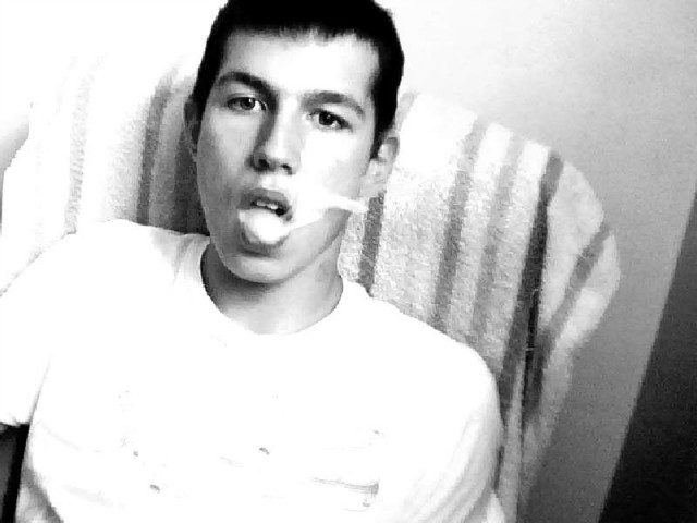 afghfgh.