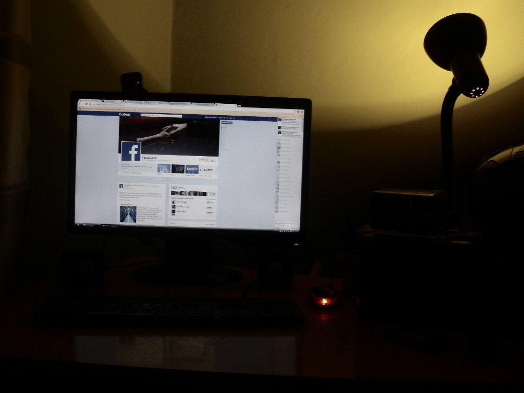 FACEBOOK 
