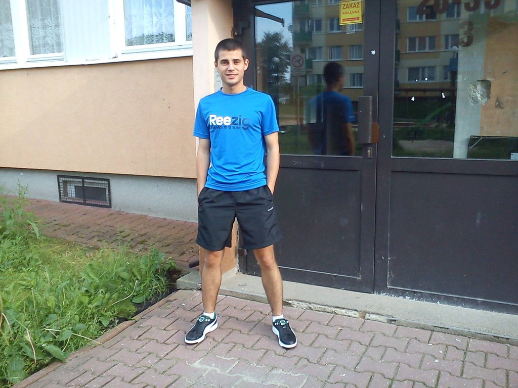 takie tam pod klatk 