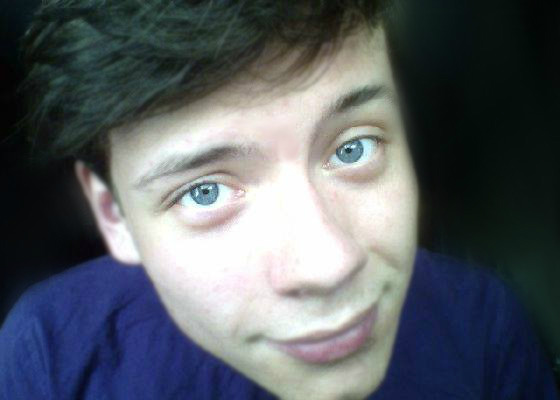 adne oczy, brzydka morda ;x