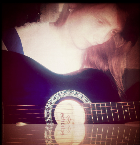 Gitara ; **