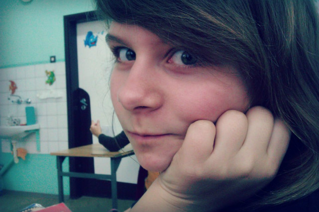Stare.
