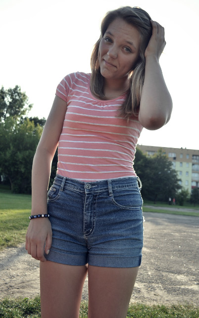 25 .