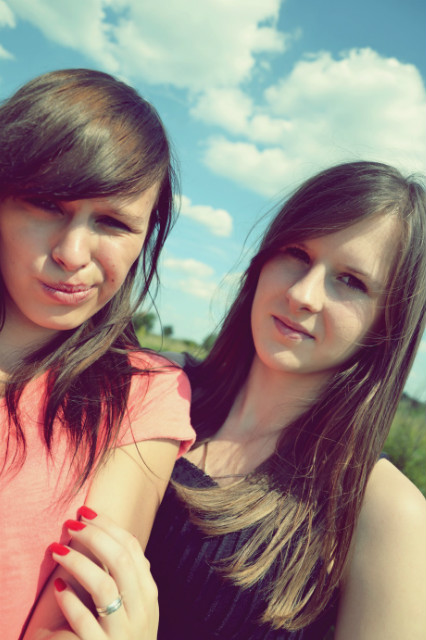 Koooni;**** 