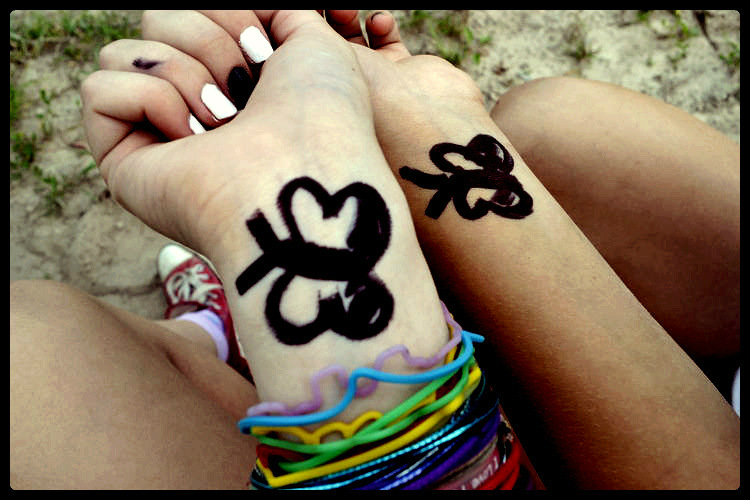 Motylki ;3