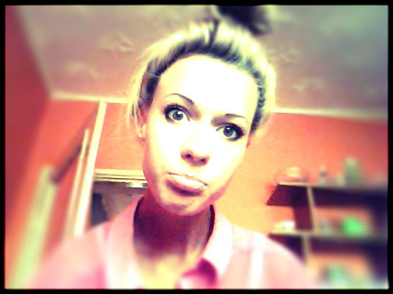 SMUTAS :(((