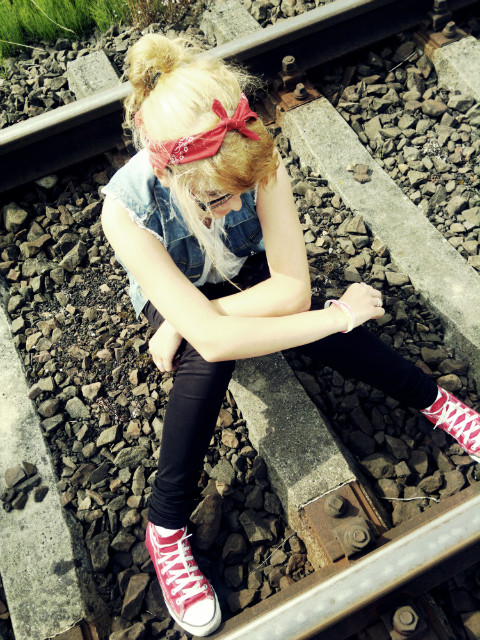 Sucz.  ; xxx