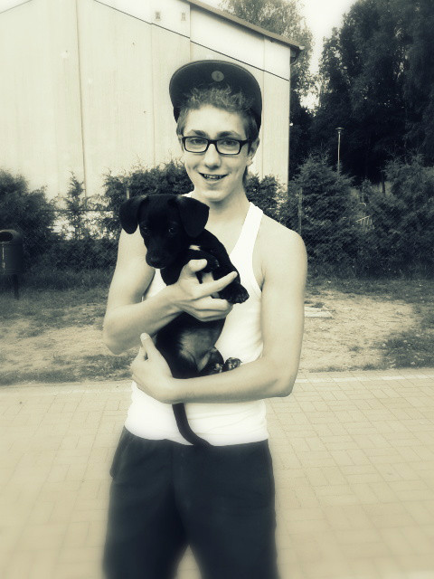 Mhym ; D 