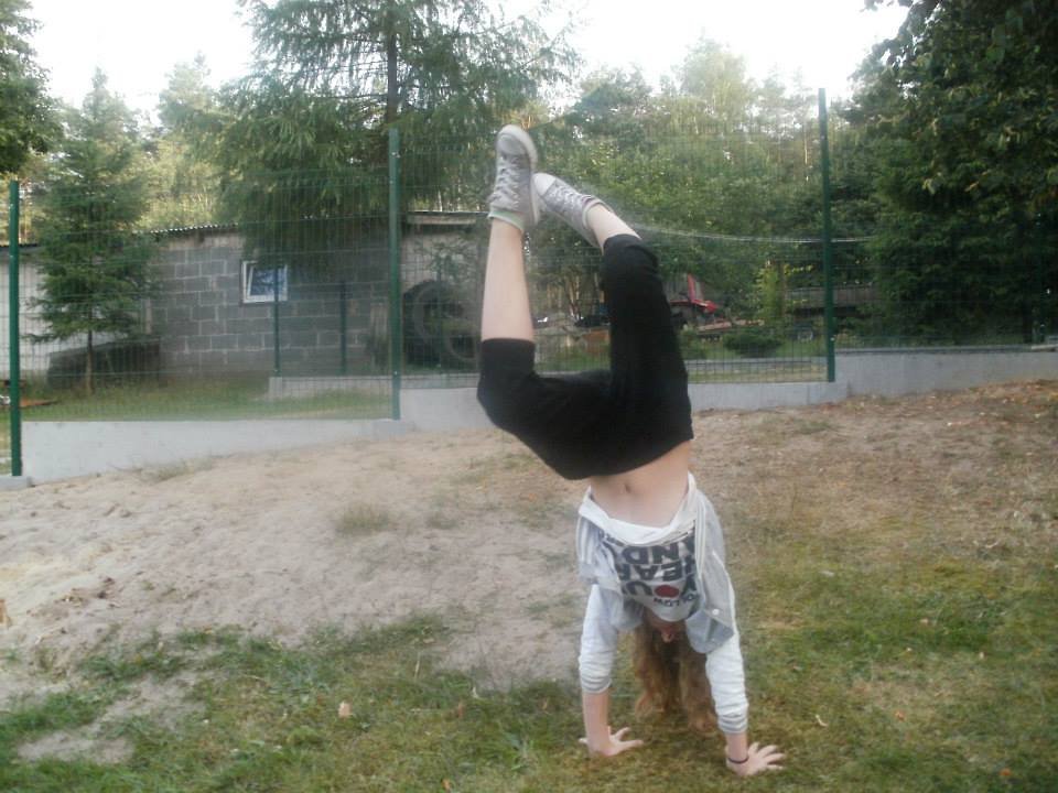 STANIE NA RKACH .. < 33