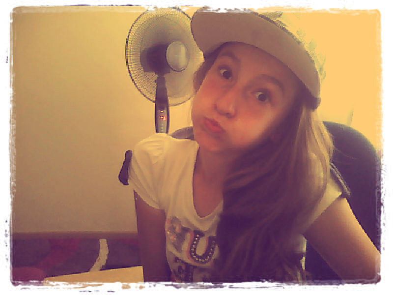 wiatrak  na 2 planie. xO