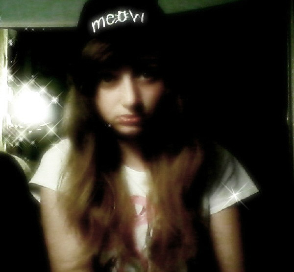 4.Dont cry baby :**