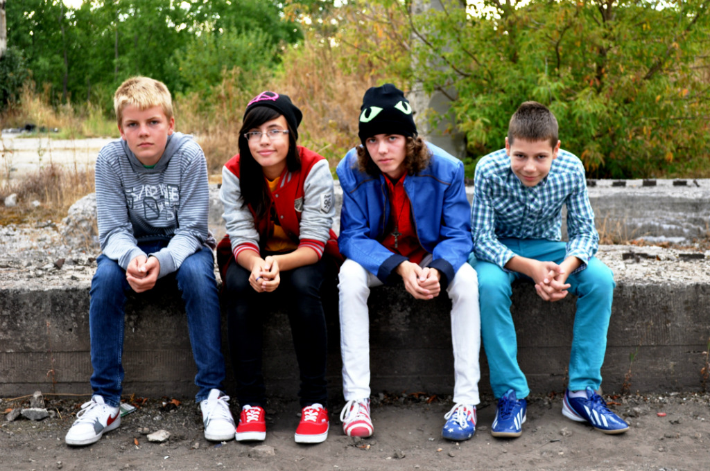 HIGH SCHOOL;3