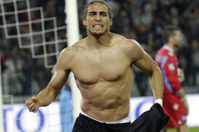 Caceres ;3