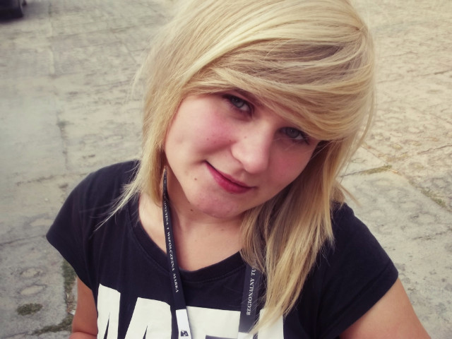 Maa ;*