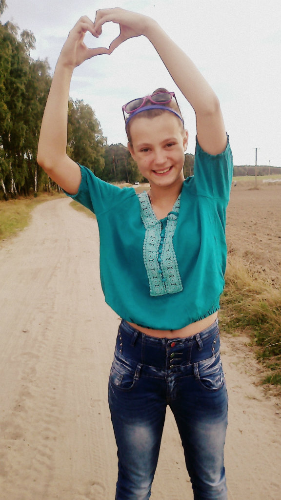wiat Jest Peen Kolorw < 33