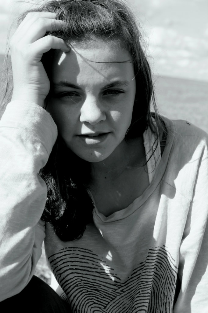 Kamila:***
