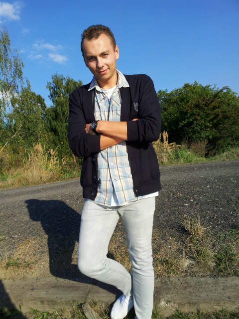 ekjfjhfklsmdake