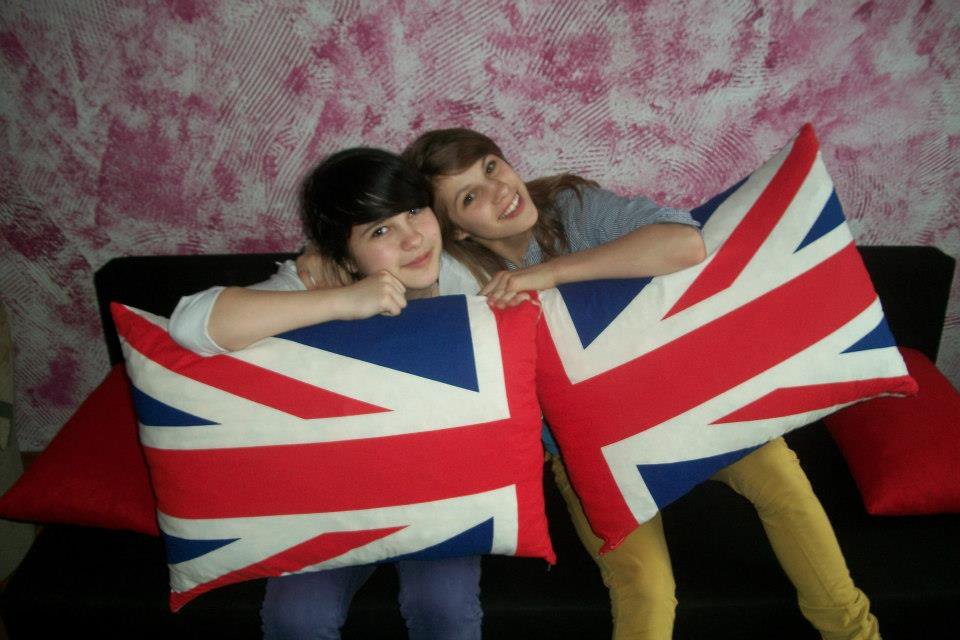 Olcia ;*