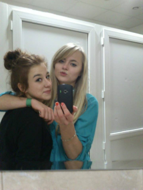 emila :* buzi