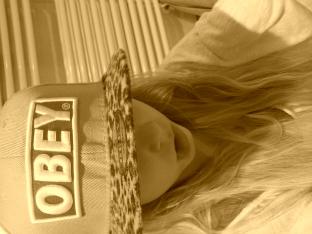 OBEYY ... :3 ;P