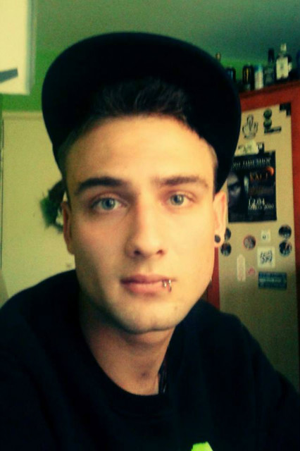 Look my piercing, biijacz