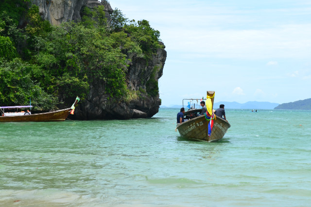 long tail boat :)