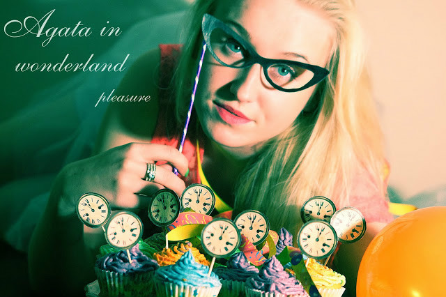 Agata in wonderland pleasure