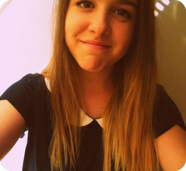 SMAJL.