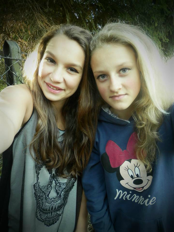 asdfghjkdfvd 