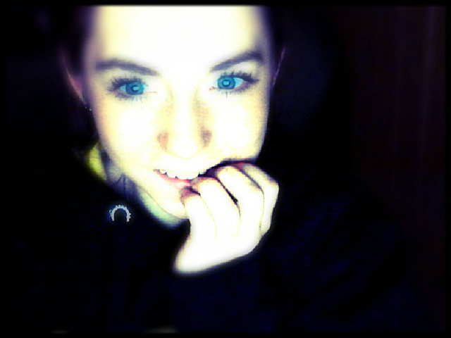 wida po oczach.