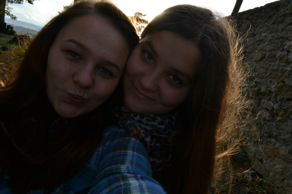 K A R O L E < 3 
