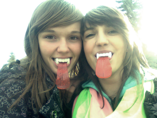 jest wampir :3