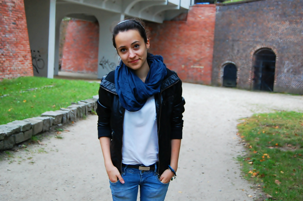 mod. Karolina