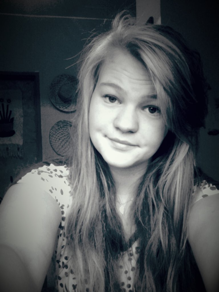 monisia  *.*