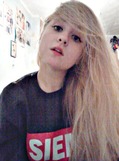 sdfghjklfghjklghjhkm
