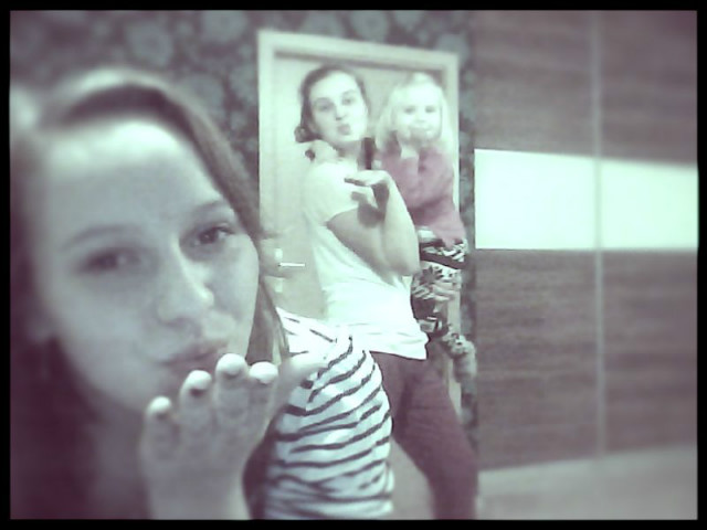 buuuuuuuziaczki pierniczku :***!