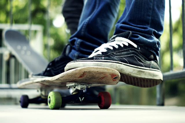 Let's skate