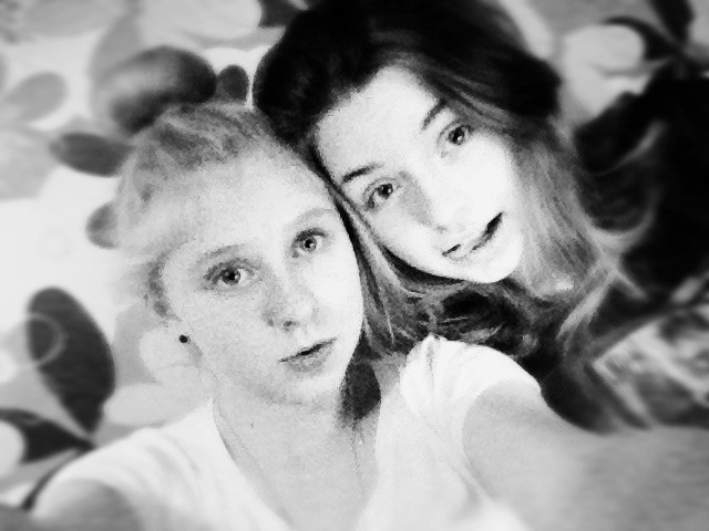 bLaCk& wHiTe