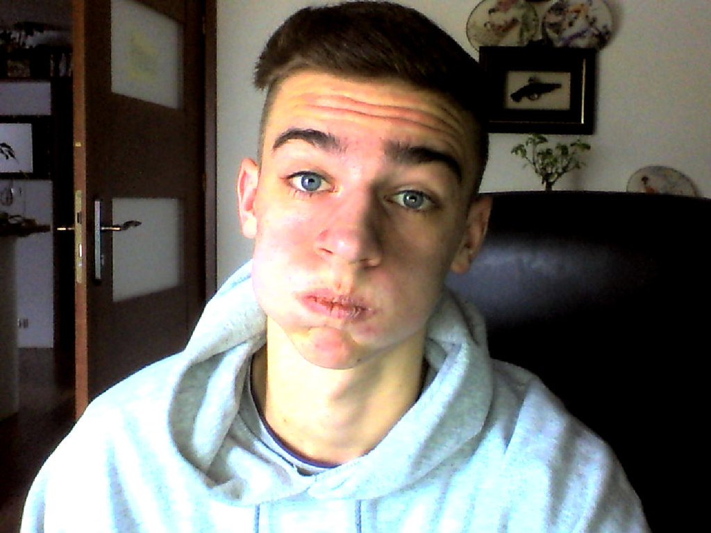 #10 Chooooooooooooory :/