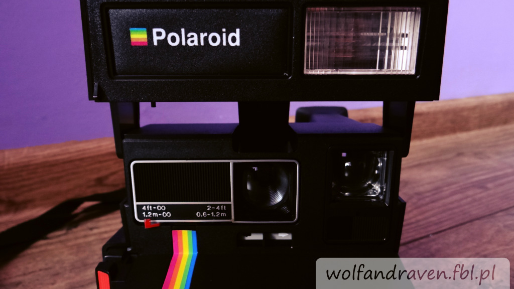 Polaroid.
